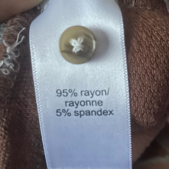 Maurice’s Rugby colorblock top - Picture 4 of 6